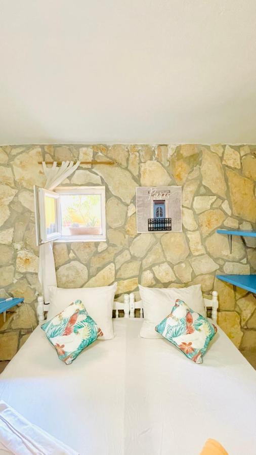 Colorful And Happy Apartment Sukosan - With Parking Exterior photo