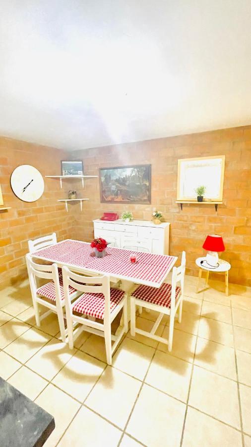 Colorful And Happy Apartment Sukosan - With Parking Exterior photo