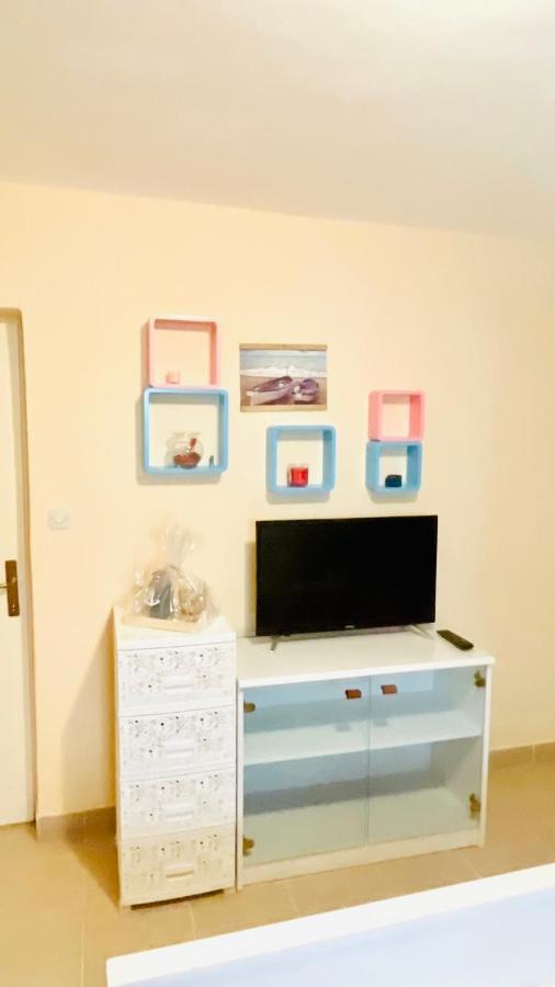 Colorful And Happy Apartment Sukosan - With Parking Exterior photo