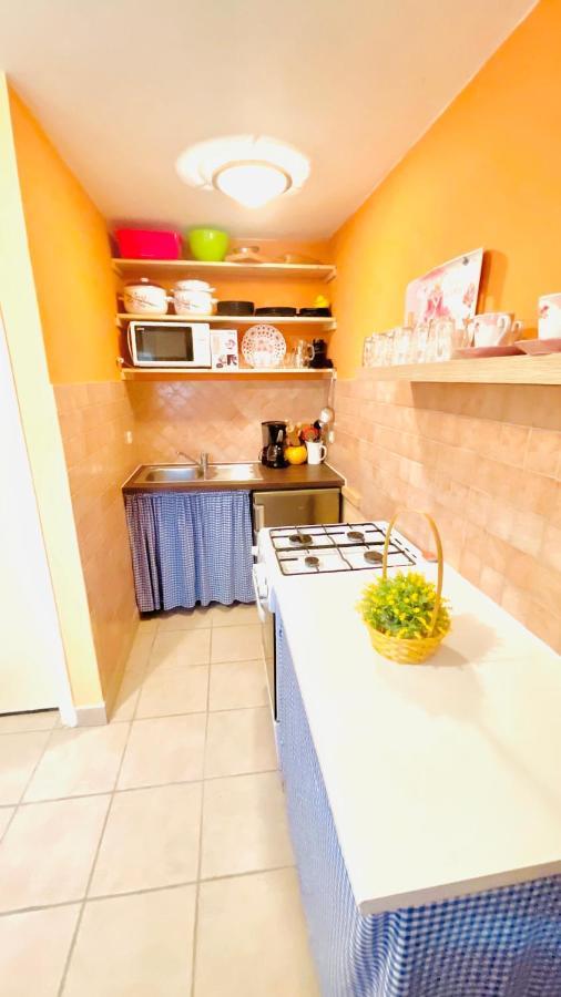 Colorful And Happy Apartment Sukosan - With Parking Exterior photo